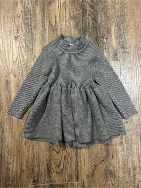 Amazon Girls' Gray Ribbed Knit Long-Sleeve Dress